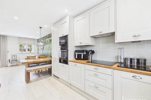 undefined, Primrose Close, Basingstoke RG25