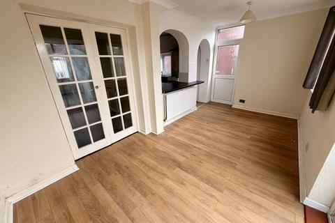 3 bedroom semi-detached house for sale, Carcroft Avenue, Blackpool FY2
