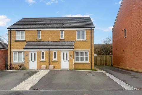 3 bedroom semi-detached house for sale, Maes Y Glo, Llanelli SA14