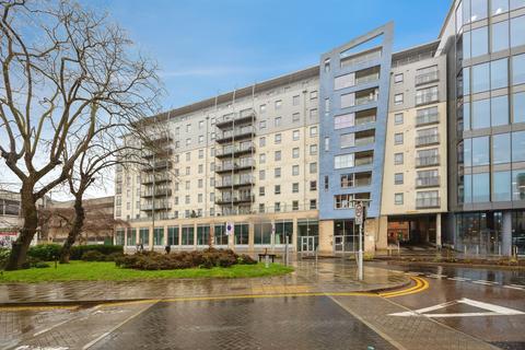 1 bedroom flat for sale, 175 Church Street East, Woking, GU21