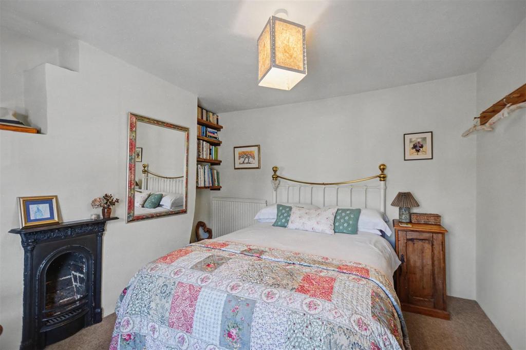 Bedroom 2 2.jpeg