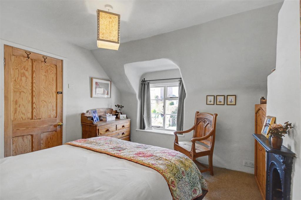 Bedroom 2 3.jpeg
