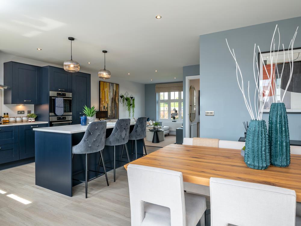 Redrow---the-harrogate---kitchen-dining---59552.jp