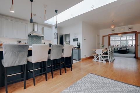 3 bedroom semi-detached house for sale, Wilcot Avenue, Watford, WD19