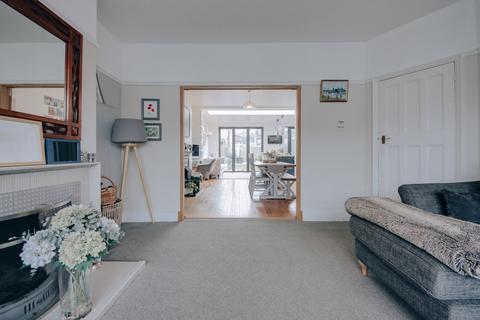 3 bedroom semi-detached house for sale, Wilcot Avenue, Watford, WD19