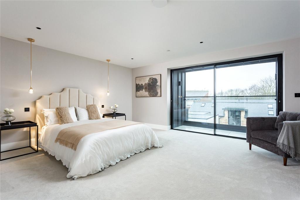 Principal Bedroom