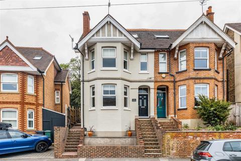 undefined, Lynwood Road, Redhill