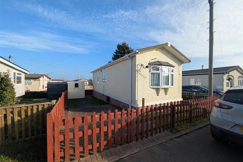 1 bedroom park home for sale, Vicarage Lane, Hoo, Rochester