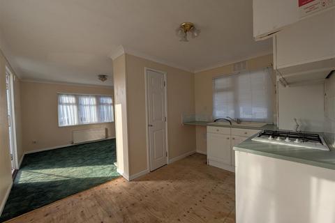 1 bedroom park home for sale, Vicarage Lane, Hoo, Rochester