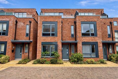 5 bedroom semi-detached house for sale, Bempton Drive, Didsbury