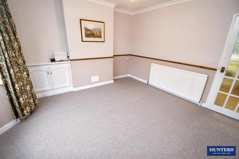 2 bedroom semi-detached house for sale, Kingston Avenue, Wigston