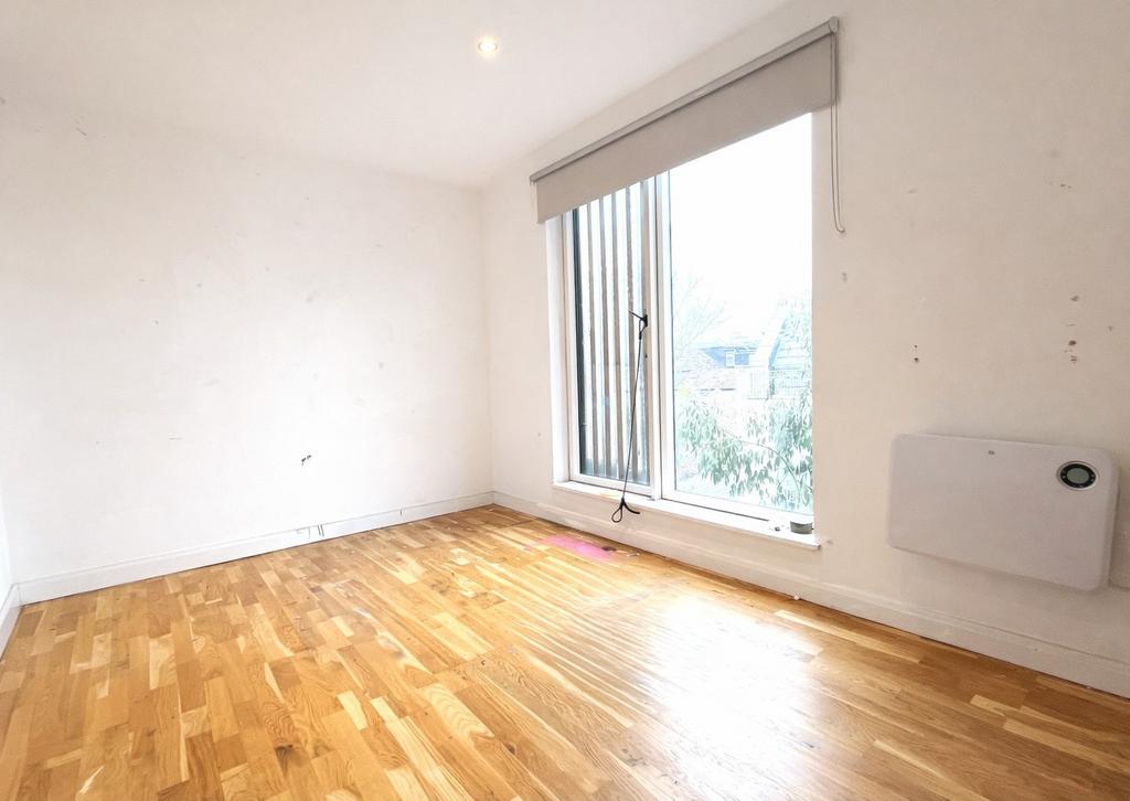 Bedroom 43.jpeg