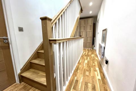 5 bedroom detached house for sale, Newham, London E7