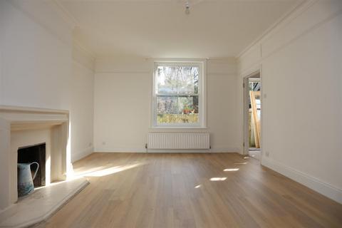 2 bedroom flat to rent, Norton Road, Hove
