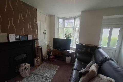 2 bedroom end of terrace house for sale, Dale Side, Buxton