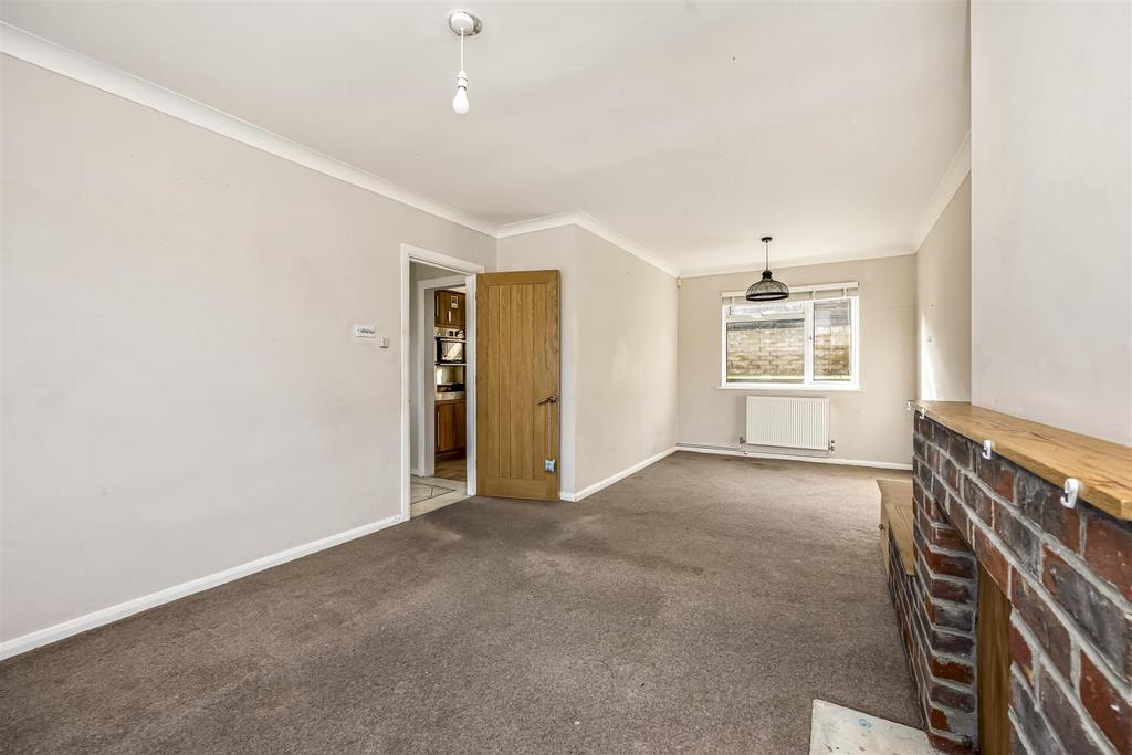 Sitting/Dining Room