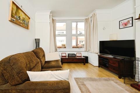 4 bedroom end of terrace house for sale, Stanley Avenue, Portsmouth, Hampshire, PO3