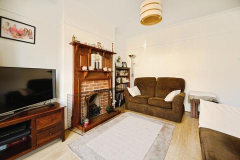 4 bedroom end of terrace house for sale, Stanley Avenue, Portsmouth, Hampshire, PO3