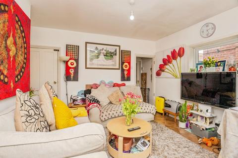 2 bedroom end of terrace house for sale, St. Georges Lane North, Worcester