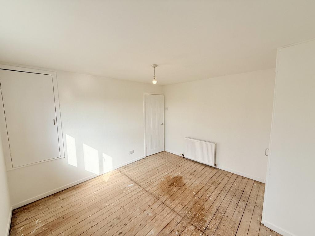 114 Lochside Road, Dumfries, DG2 0 LU - Braidwoods