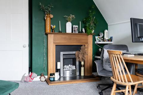 2 bedroom flat for sale, Toller Road, Stoneygate, LE2