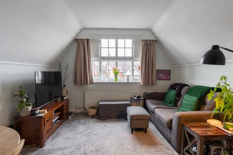 2 bedroom flat for sale, Toller Road, Stoneygate, LE2