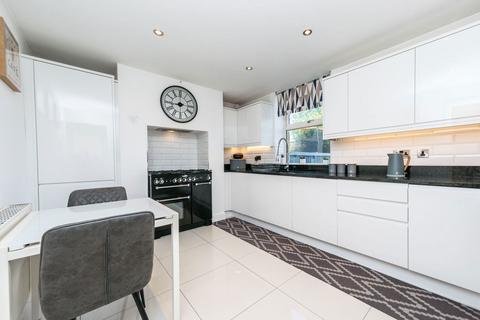 undefined, Upper Lane, Emley, Huddersfield, HD8