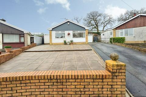 3 bedroom detached bungalow for sale, Parkwood, Gowerton SA4