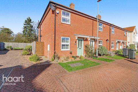 2 bedroom end of terrace house for sale, Hutton Way, Market Rasen