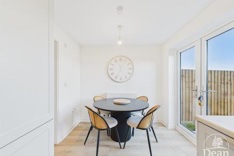 undefined, Mallard Way, Lydney GL15