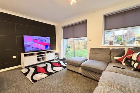 3 bedroom semi-detached house for sale, Portree Drive, Bradford BD6
