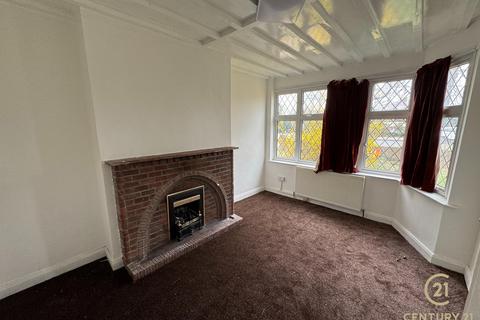 4 bedroom semi-detached house to rent, Hanworth Road, HOUNSLOW TW4