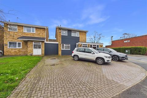undefined, Woods Lane, Burton-On-Trent DE15