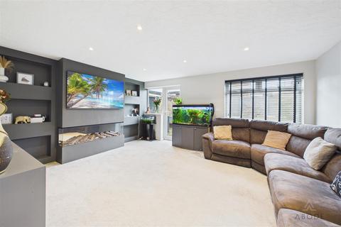 undefined, Woods Lane, Burton-On-Trent DE15