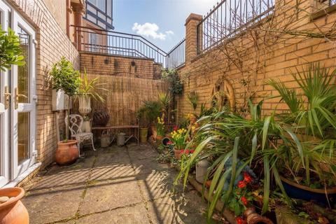 2 bedroom apartment for sale, Dorset Road, Altrincham