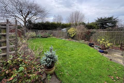 4 bedroom semi-detached house for sale, Longridge Drive, Whitley Bay, Tyne and Wear, NE26 3EL