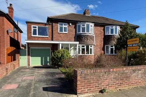 Longridge Drive, Whitley Bay, Tyne and Wear, NE26 3EL