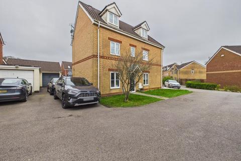 4 bedroom semi-detached house for sale, Hill Court, Bridgend CF31
