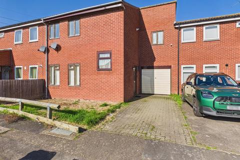 3 bedroom terraced house for sale, Witham Way, Aylesbury HP21