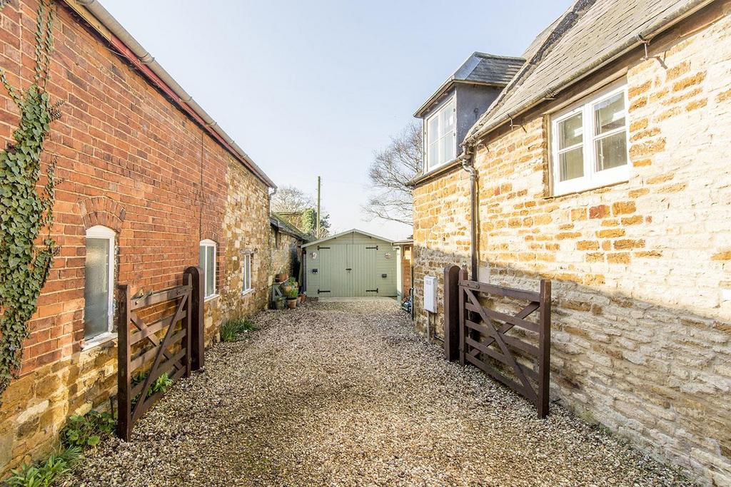 Gravelled Driveway
