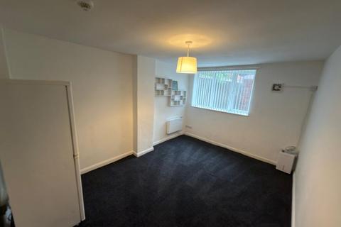 1 bedroom apartment to rent, Flat 3, Chapel Lane, Headingley, Leeds, LS6 3PP
