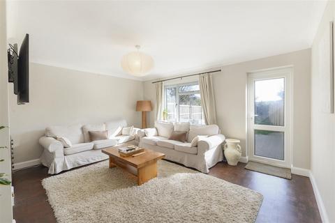 3 bedroom terraced house for sale, New Hythe Lane, Aylesford ME20