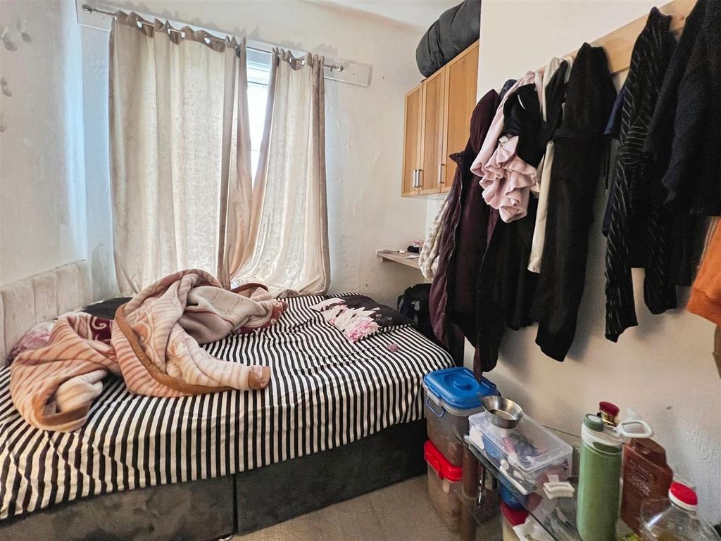 Room 4