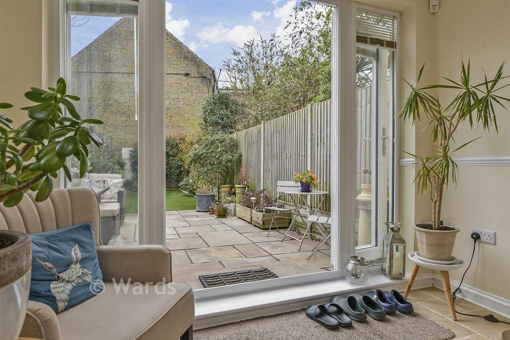 External Lifestyle Photograph