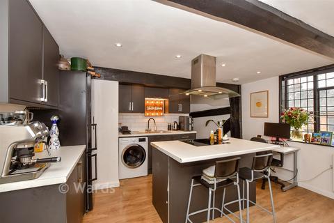 1 bedroom apartment for sale, High Street, Goudhurst, Cranbrook, Kent