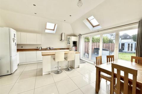 4 bedroom bungalow for sale, Bucehayes Close, Christchurch BH23