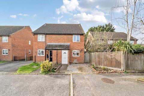 undefined, Poffley Place,  Thatcham,  RG19