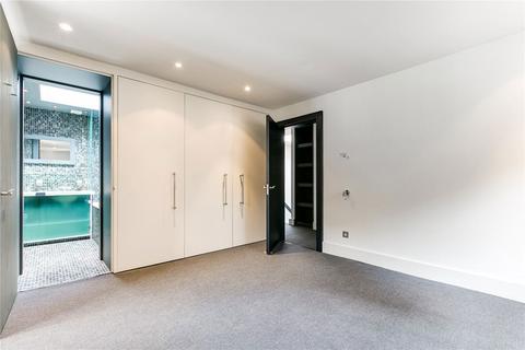 4 bedroom house to rent, Queen's Gate Place Mews, London SW7