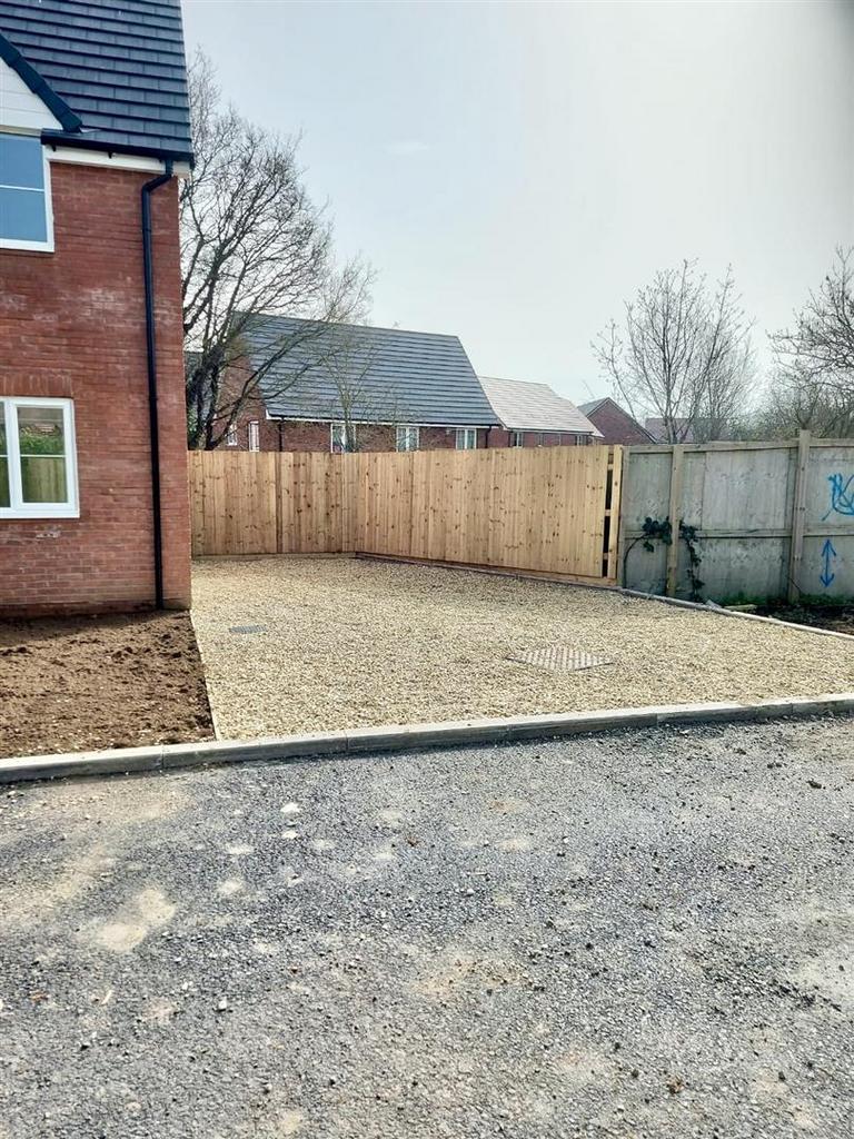 Driveway2.jpg
