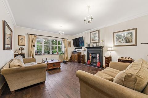 undefined, Marchfield, Milngavie, G62